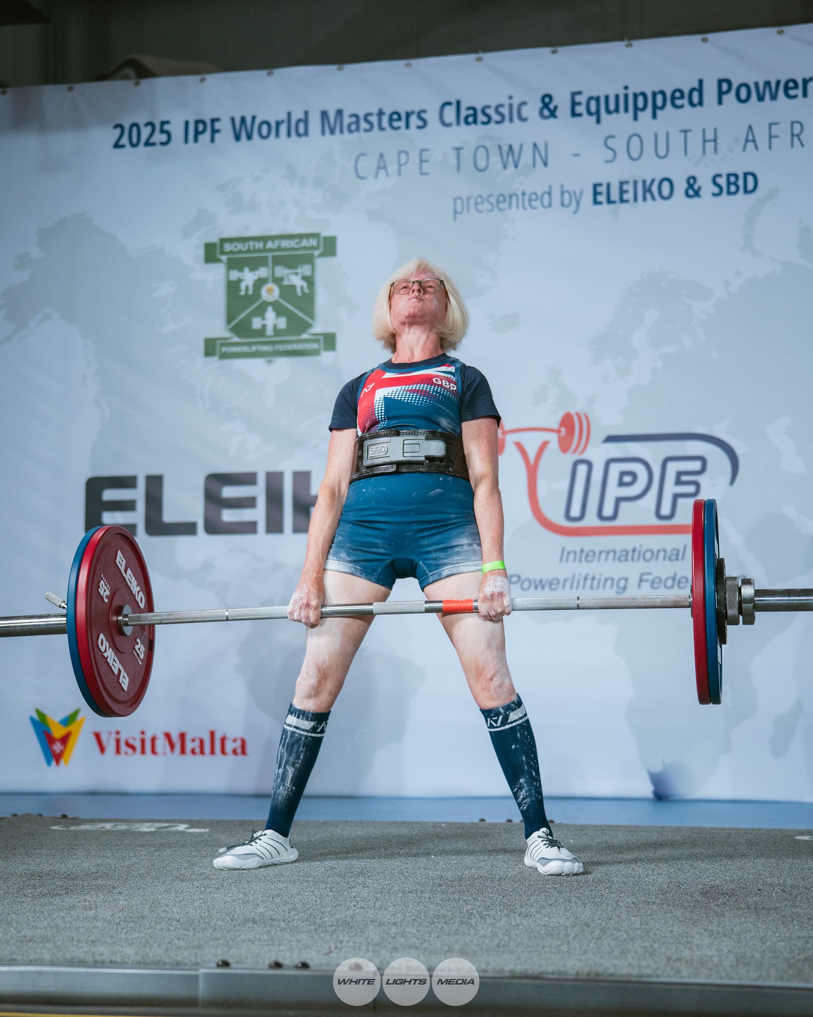 Deadlift lockout on the platform at the IPF World Masters Championships